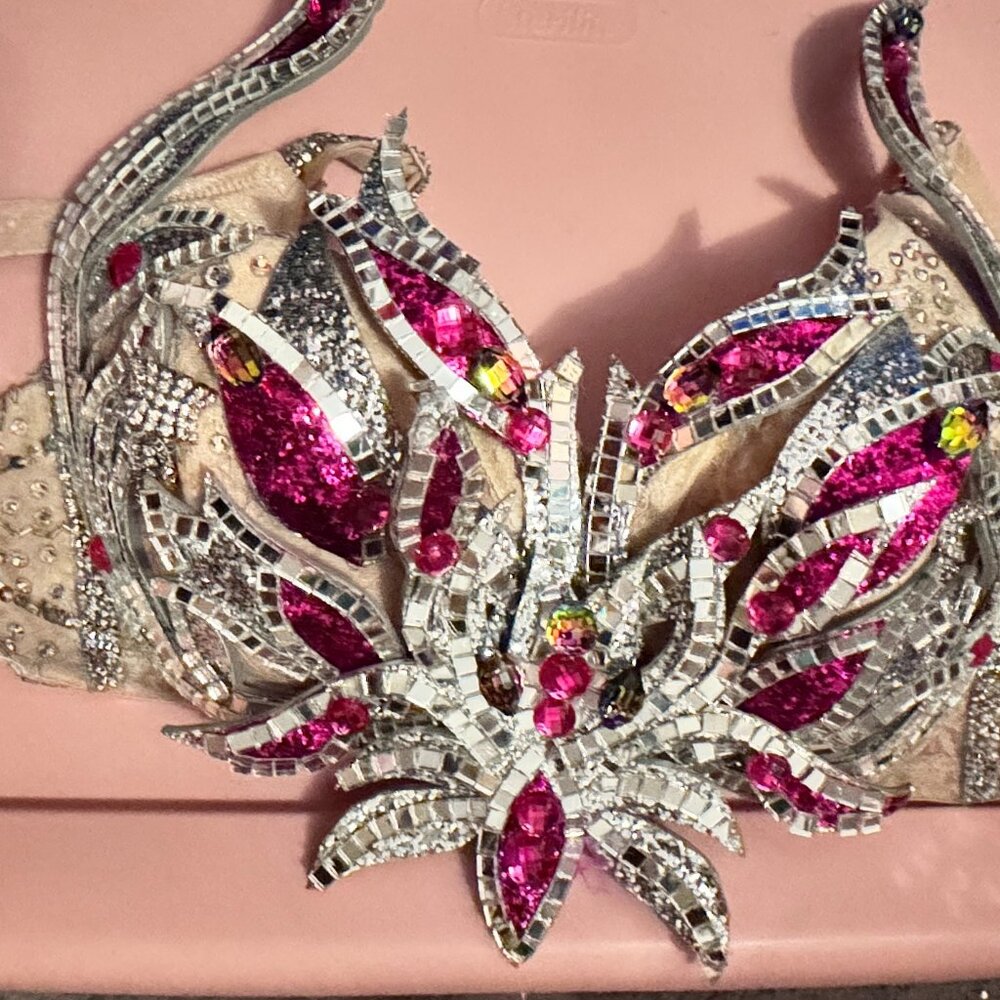 Cabaret burlesque carnivale Costume Silver Magenta 5-Piece - Picture 12 of 12